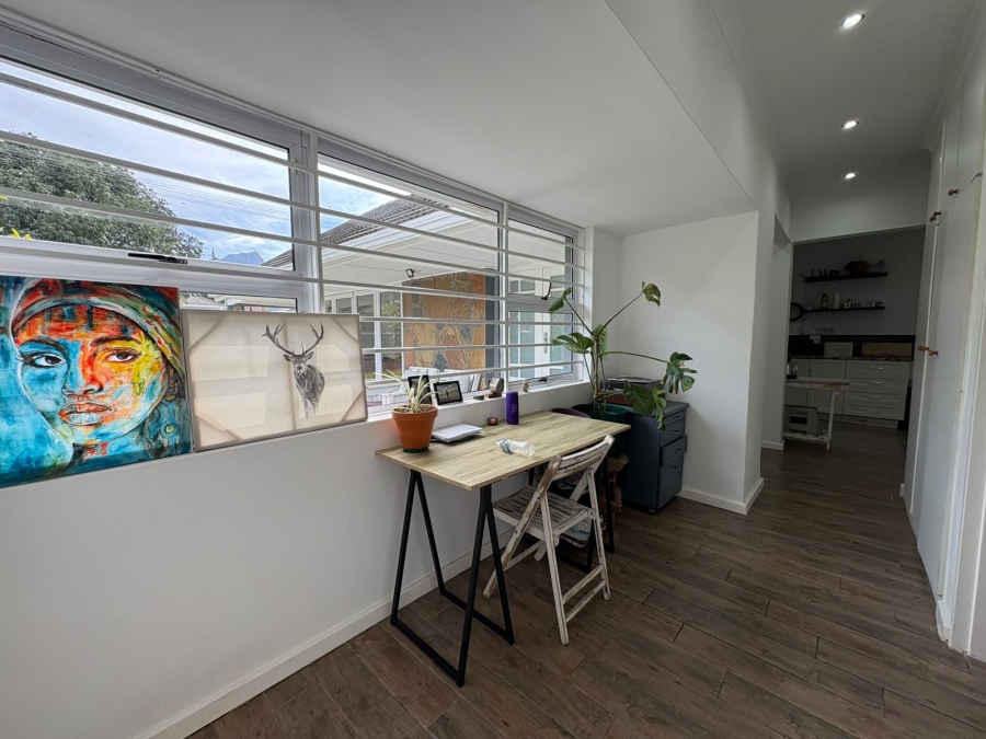 To Let 2 Bedroom Property for Rent in Claremont Western Cape